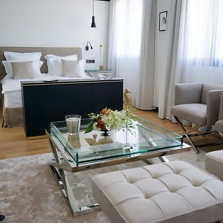 Hotel Le Touring 4*