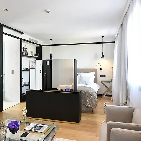 Le Touring Hotel 4*