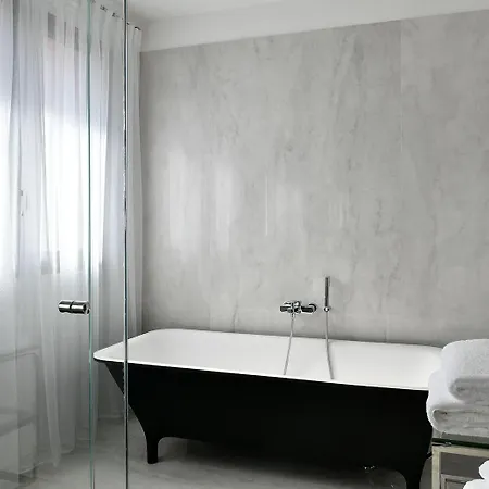 Otel Restaurant Le Touring - Teritoria Saint-Raphaël