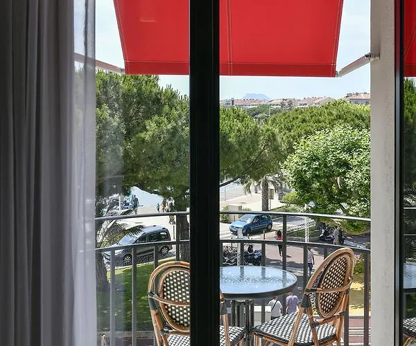 מלון Restaurant Le Touring - Teritoria 4*